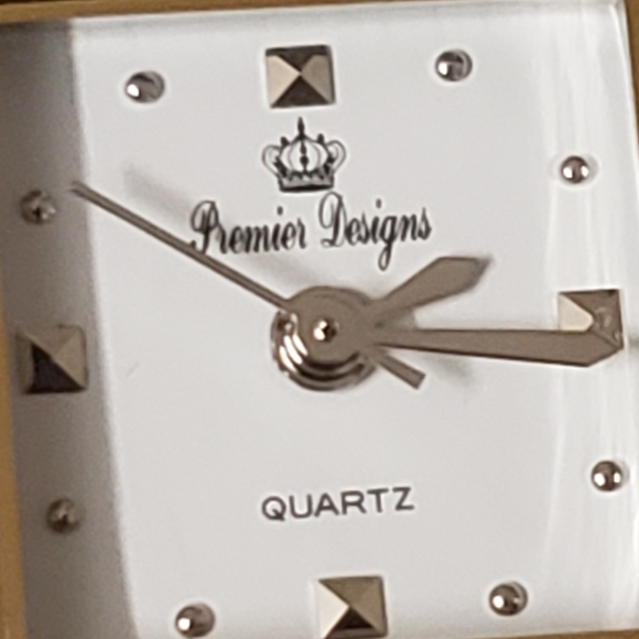 Premier Designs Women's Two-Tone Quartz Watch with White Dial and Rhinestones - Picture 5 of 11
